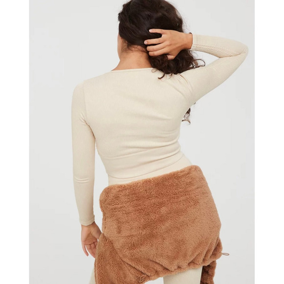 OFFLINE Aerie Seamless Cable Square Neck T-Shirt Stretch Womens Medium Soft Oat - Picture 2 of 13